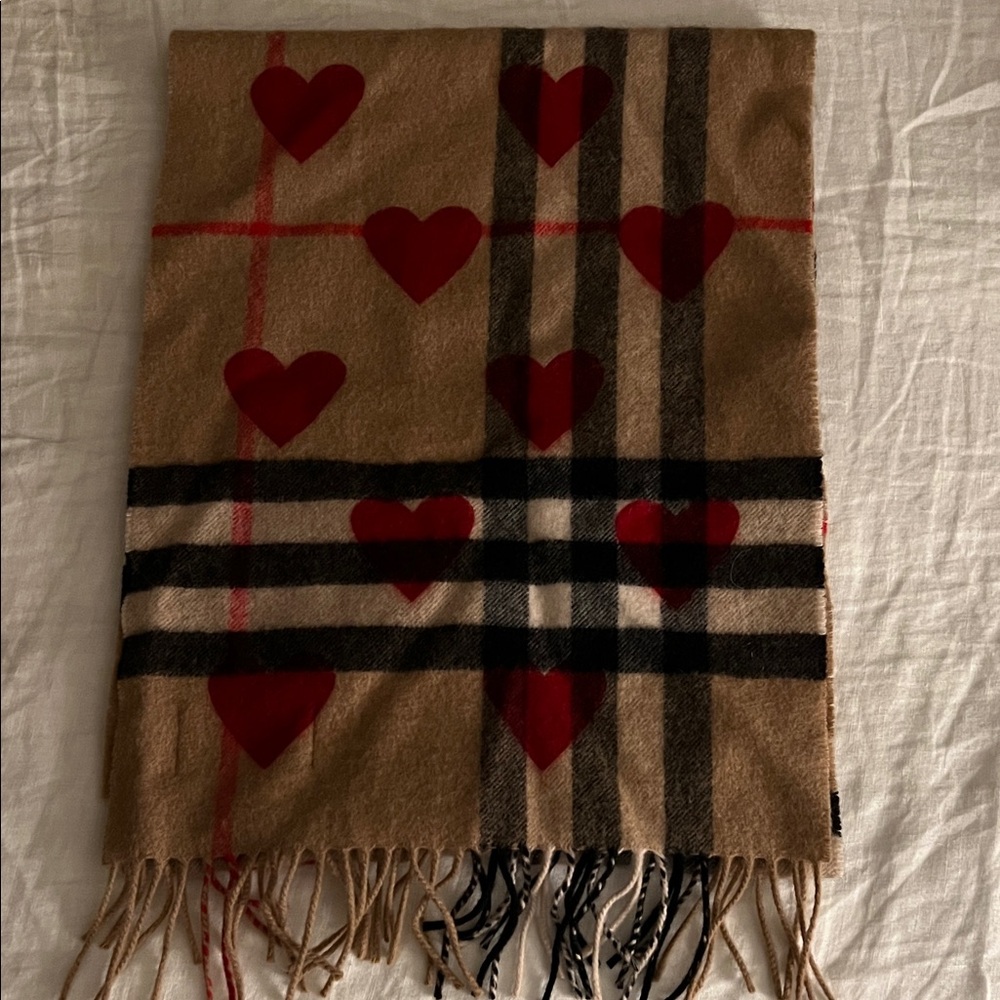 Burberry Tan and Red Heart Pattern Scarf - Picture 4 of 6
